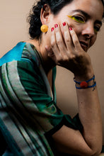 Cargar imagen en el visor de la galería, Brazalete MANZANARES
